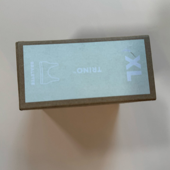 New in Box Allbirds Trino Bralette in Color Peppercorn Size XL - Picture 3 of 10